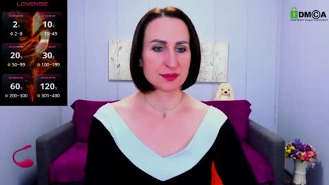 niasmithh online show from March 2025 12:41:02 PM