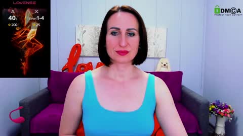 niasmithh online show from March 2025 05:13:01 PM