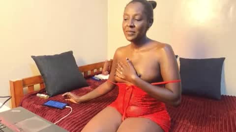 nicahstar online show from April 2026 03:00:01 PM