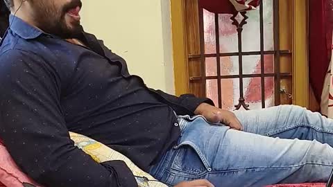 Snapshot of nice_guy_4u_ chatting on November 2025 05:57:02 AM Robin online show from November 2025 05:57:02 AM