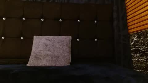 Michell  online show from February 2025 02:49:01 AM