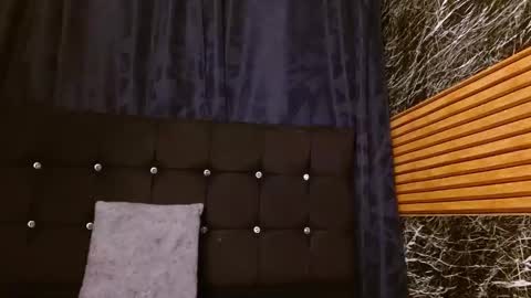 Michell  online show from February 2025 02:47:02 AM