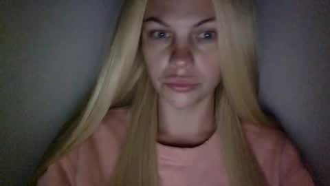 Snapshot of nicecolddrink2 chatting on November 2025 10:48:01 AM Amber online show from November 2025 10:48:01 AM