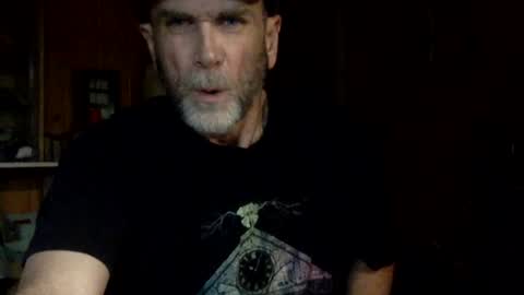 Snapshot of nicedickdave77 chatting on June 2026 06:33:02 AM nicedickdave77 online show from June 2026 06:33:02 AM
