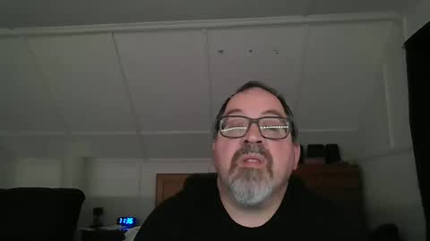 niceguy7208 online show from November 2025 04:36:02 AM