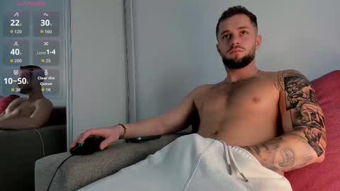 Nicholassx online show from November 2025 01:28:01 PM