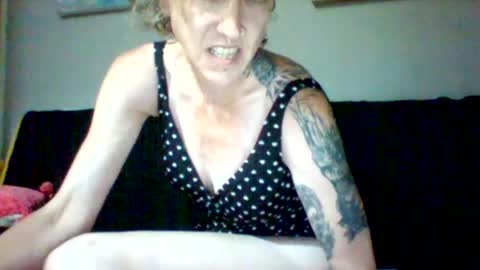 Snapshot of nici1977666 chatting on June 2026 09:19:02 PM nics online show from June 2026 09:19:02 PM