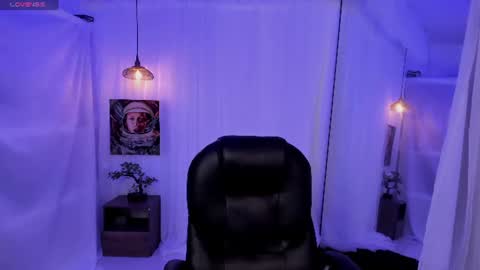 nick fenix online show from July 2026 02:40:02 AM