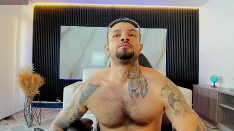 nick owen26 online show from April 2026 07:58:02 PM