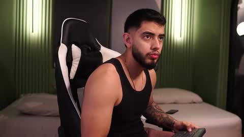 Snapshot of nick_vans chatting on October 2025 12:19:01 PM Jhohan online show from October 2025 12:19:01 PM