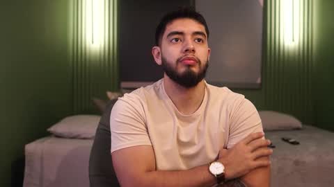 Snapshot of nick_vans chatting on October 2025 12:13:02 PM Jhohan online show from October 2025 12:13:02 PM