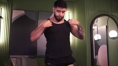 Snapshot of nick_vans chatting on October 2025 03:35:02 PM Jhohan online show from October 2025 03:35:02 PM