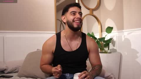 Snapshot of nick_vans chatting on November 2025 12:15:02 PM Jhohan online show from November 2025 12:15:02 PM