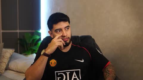 Snapshot of nick_vans chatting on November 2025 12:30:01 PM Jhohan online show from November 2025 12:30:01 PM