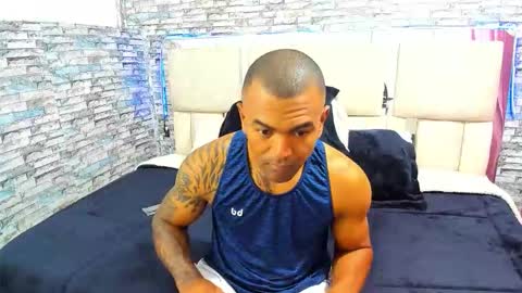 Snapshot of nick_wc chatting on November 2025 09:57:02 PM Nick online show from November 2025 09:57:02 PM