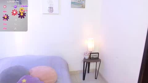 Nicole Silvermoon online show from November 2025 01:03:01 PM