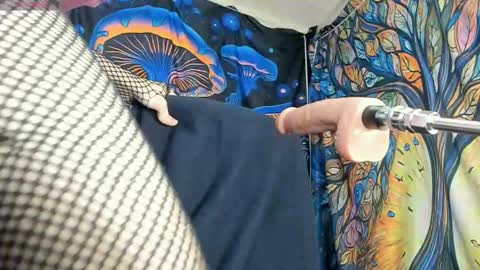 Snapshot of nicki_96 chatting on October 2025 01:39:02 AM Nicki online show from October 2025 01:39:02 AM