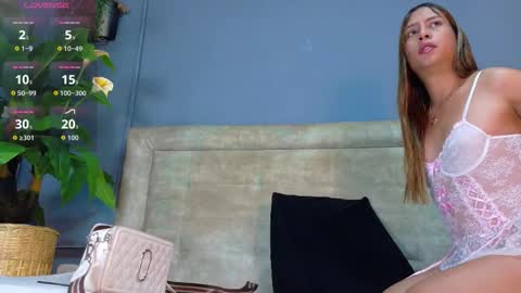 Your baby Nicol  online show from February 2026 01:07:01 PM