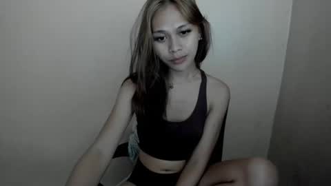 nicki_bows online show from January 2026 10:29:02 AM