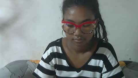 Snapshot of nickiqqyuu chatting on June 2026 12:45:02 AM nickiqqyuu online show from June 2026 12:45:02 AM