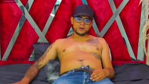 nickk_jonson online show from April 2026 01:12:02 PM