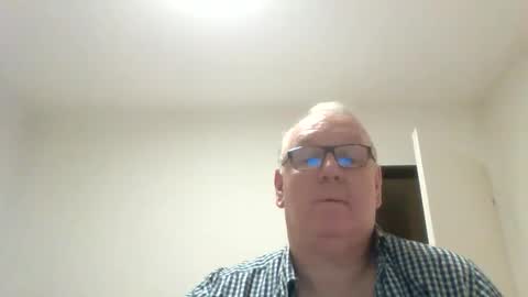 nickvandicky online show from October 2025 11:14:01 PM