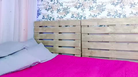 Snapshot of nicky_oli chatting on January 2025 12:41:02 PM nicky_oli online show from January 2025 12:41:02 PM