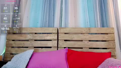 Snapshot of nicky_oli chatting on October 2025 03:01:02 PM nicky_oli online show from October 2025 03:01:02 PM