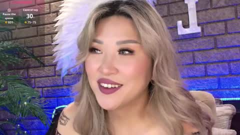 Snapshot of nicky_owl chatting on November 2025 07:40:01 AM Today is my 41st birthday And in 2 hours Im waiting for you on the stream Stock up on tokens and a good mood Nicky online show from November 2025 07:40:01 AM