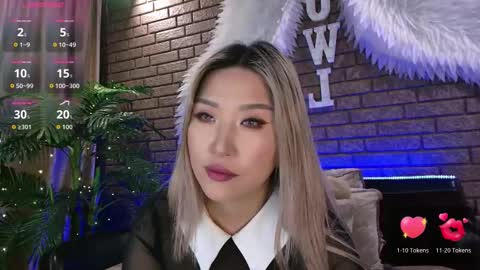 Snapshot of nicky_owl chatting on November 2025 12:40:01 PM Today is my 41st birthday And in 2 hours Im waiting for you on the stream Stock up on tokens and a good mood Nicky online show from November 2025 12:40:01 PM