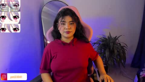 Nicky  online show from December 2024 01:07:02 PM