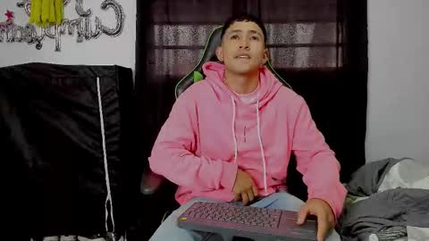 nicky online show from November 2025 07:38:01 PM