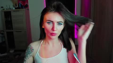 Snapshot of nicky_weekends chatting on March 2025 01:53:02 AM Nicky Weekends online show from March 2025 01:53:02 AM