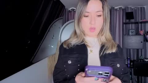 Nicky online show from March 2026 08:21:02 PM