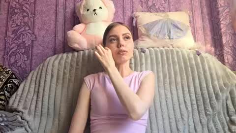 Snapshot of nickyzahl chatting on June 2026 12:52:02 PM Emily online show from June 2026 12:52:02 PM