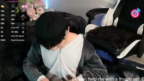 nico online show from December 2024 05:53:02 AM