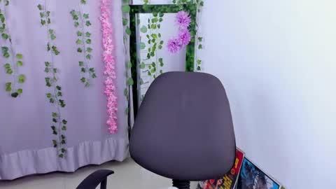 Nico online show from February 2025 05:55:01 AM