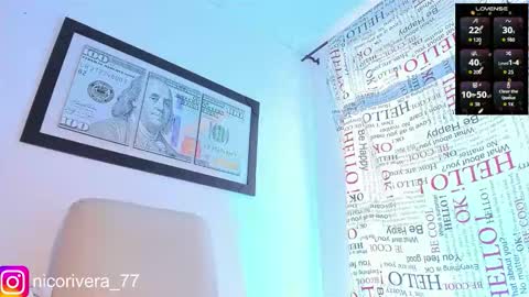 Nicolas online show from November 2025 12:05:01 PM