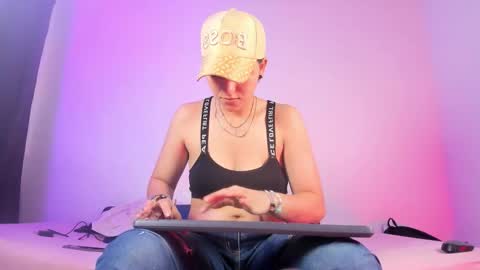 Snapshot of nicocoox chatting on February 2026 04:49:01 PM NICO online show from February 2026 04:49:01 PM