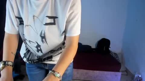 Snapshot of nicocoox chatting on February 2026 01:54:01 AM NICO online show from February 2026 01:54:01 AM