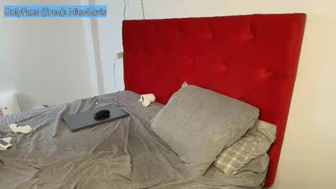 nicodavis online show from March 2026 01:21:02 AM