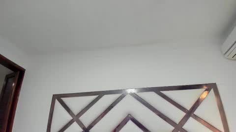 nicohillx online show from February 2026 09:33:01 PM