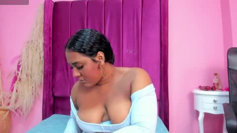 nicohillx online show from March 2026 06:41:02 PM