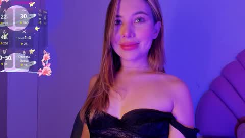 Nicol Gw online show from October 2025 04:42:01 AM