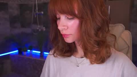 Nicol Moonn online show from December 2025 07:35:01 AM