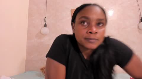 Nicol Villa online show from January 2025 12:05:02 PM