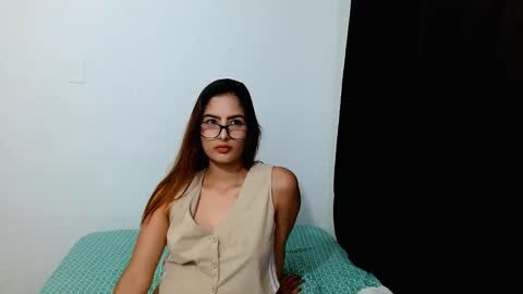 Nicol online show from March 2026 11:44:01 PM