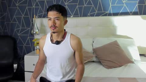 Snapshot of nicolaikarav chatting on December 2025 12:03:02 PM Nicolai online show from December 2025 12:03:02 PM