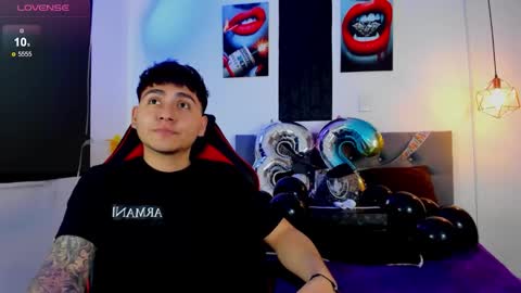 Snapshot of nicolas_james_sc chatting on October 2025 03:08:01 PM nicolas_james_sc online show from October 2025 03:08:01 PM