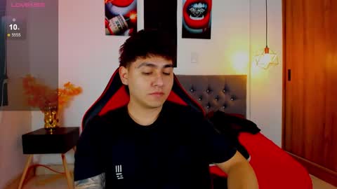 Snapshot of nicolas_james_sc chatting on December 2025 02:22:01 PM nicolas_james_sc online show from December 2025 02:22:01 PM